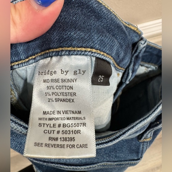 Bridge By Gly Mid-Rise Skinny Stretch Jean - Picture 7 of 8